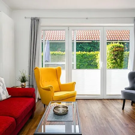 With 2 Bedrooms *